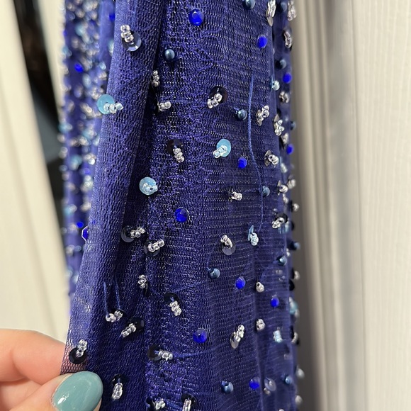 NWT - Royal Blue Beaded Mermaid Gown - Size 4 - Picture 10 of 11